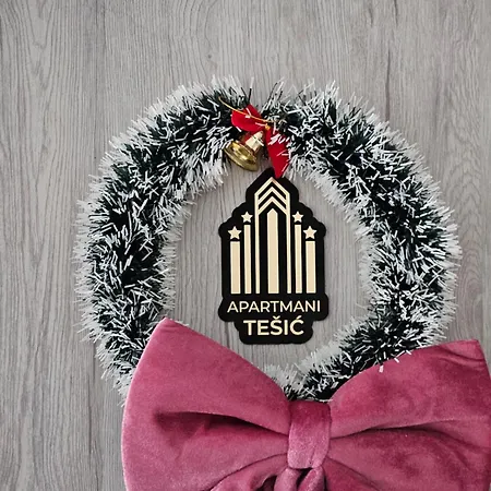 アパート Tesic *