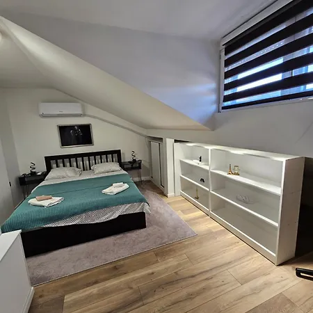 Tesic アパート ヴァリェヴォ