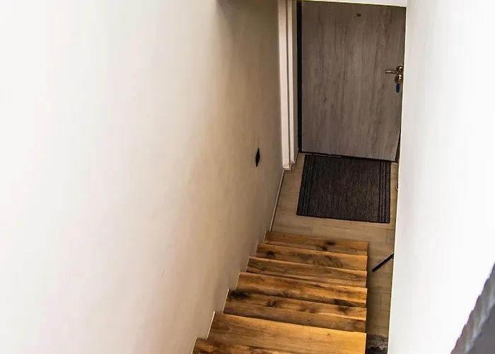 Tesic Βάλιεβο